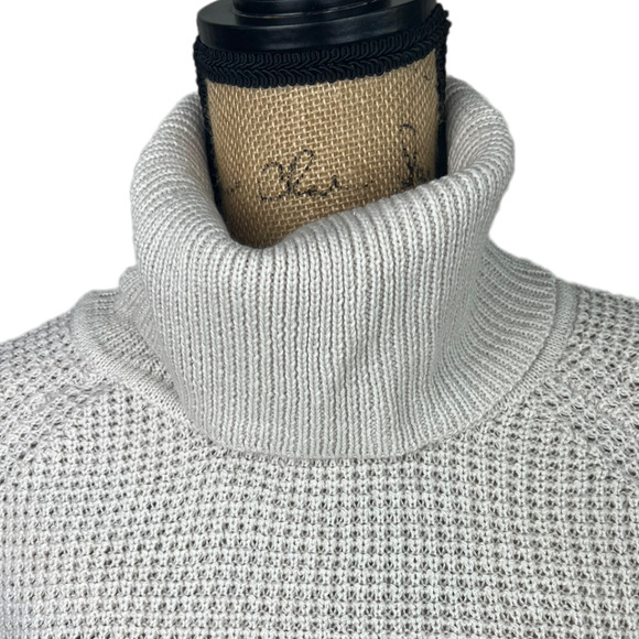 NWT Cloth. by RD Turtleneck Sweater Small - Picture 4 of 8